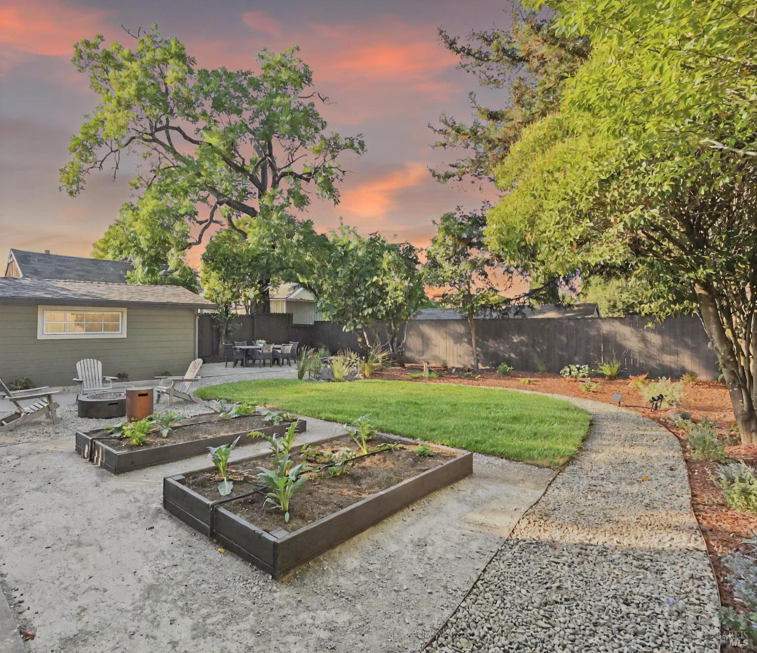 Detail Gallery Image 66 of 66 For 15 8th St, Petaluma,  CA 94952 - 3 Beds | 2/1 Baths