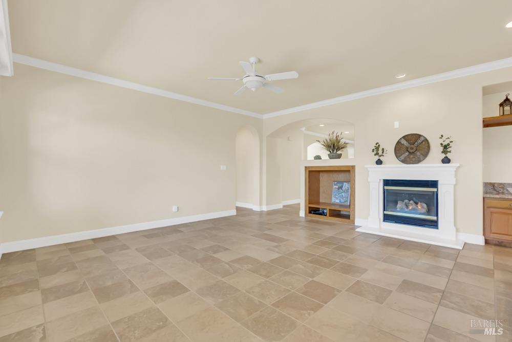 Detail Gallery Image 13 of 79 For 110 Foxwood Ln, Rio Vista,  CA 94571 - 2 Beds | 2 Baths