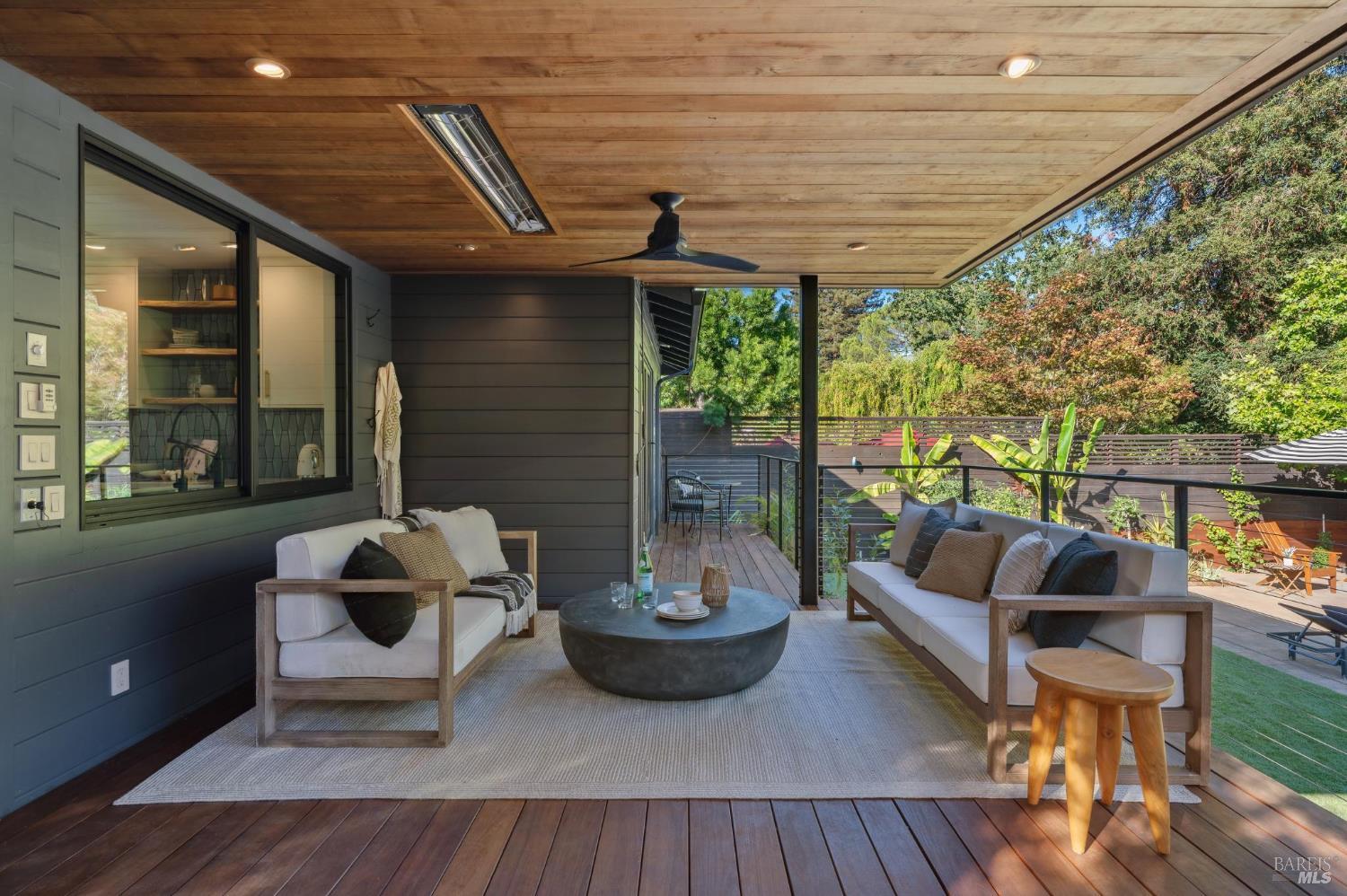 Detail Gallery Image 43 of 72 For 134 San Francisco Blvd, San Anselmo,  CA 94960 - 3 Beds | 3 Baths