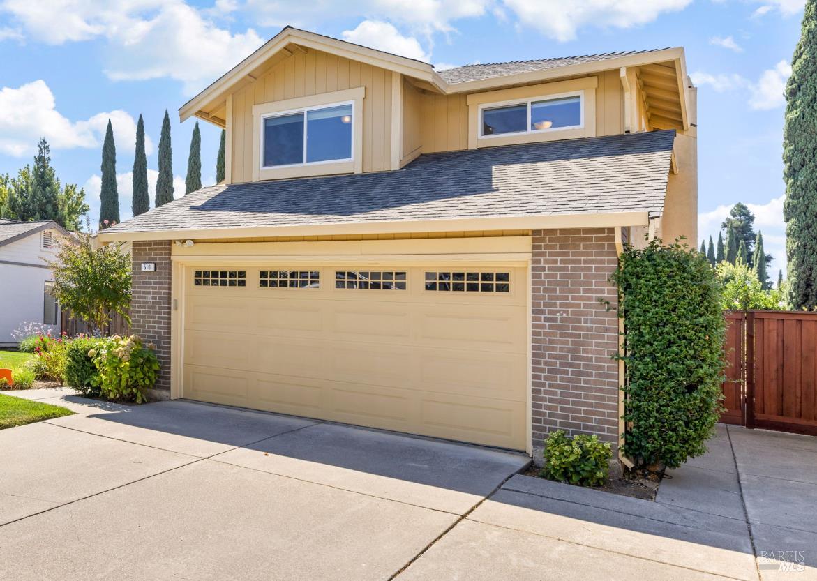 Detail Gallery Image 2 of 42 For 516 Owl Ct, Vacaville,  CA 95687 - 3 Beds | 2/1 Baths