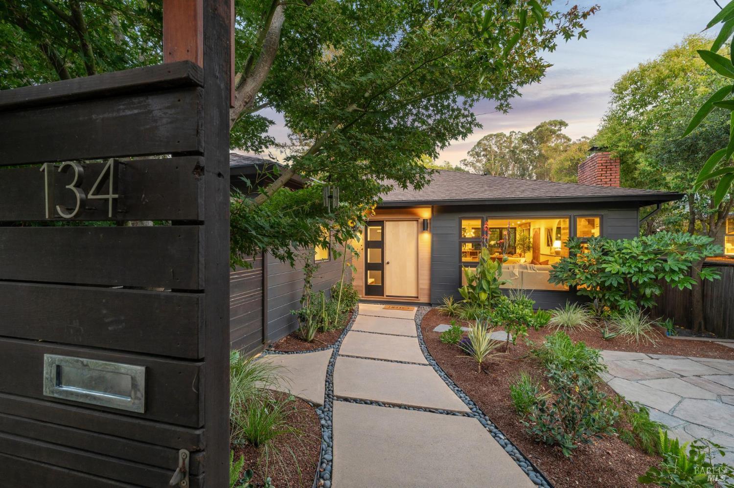 Detail Gallery Image 65 of 72 For 134 San Francisco Blvd, San Anselmo,  CA 94960 - 3 Beds | 3 Baths