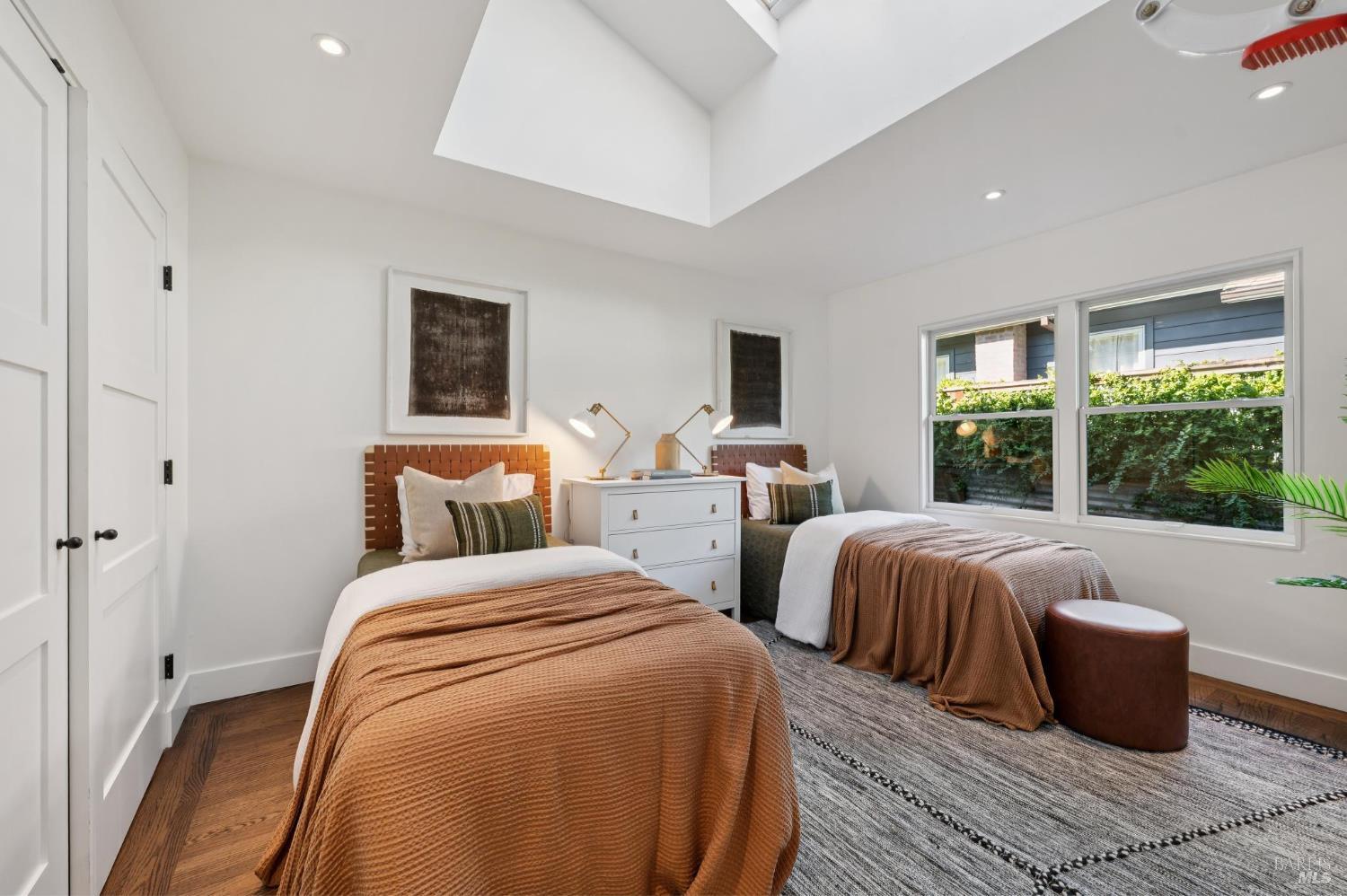 Detail Gallery Image 27 of 72 For 134 San Francisco Blvd, San Anselmo,  CA 94960 - 3 Beds | 3 Baths