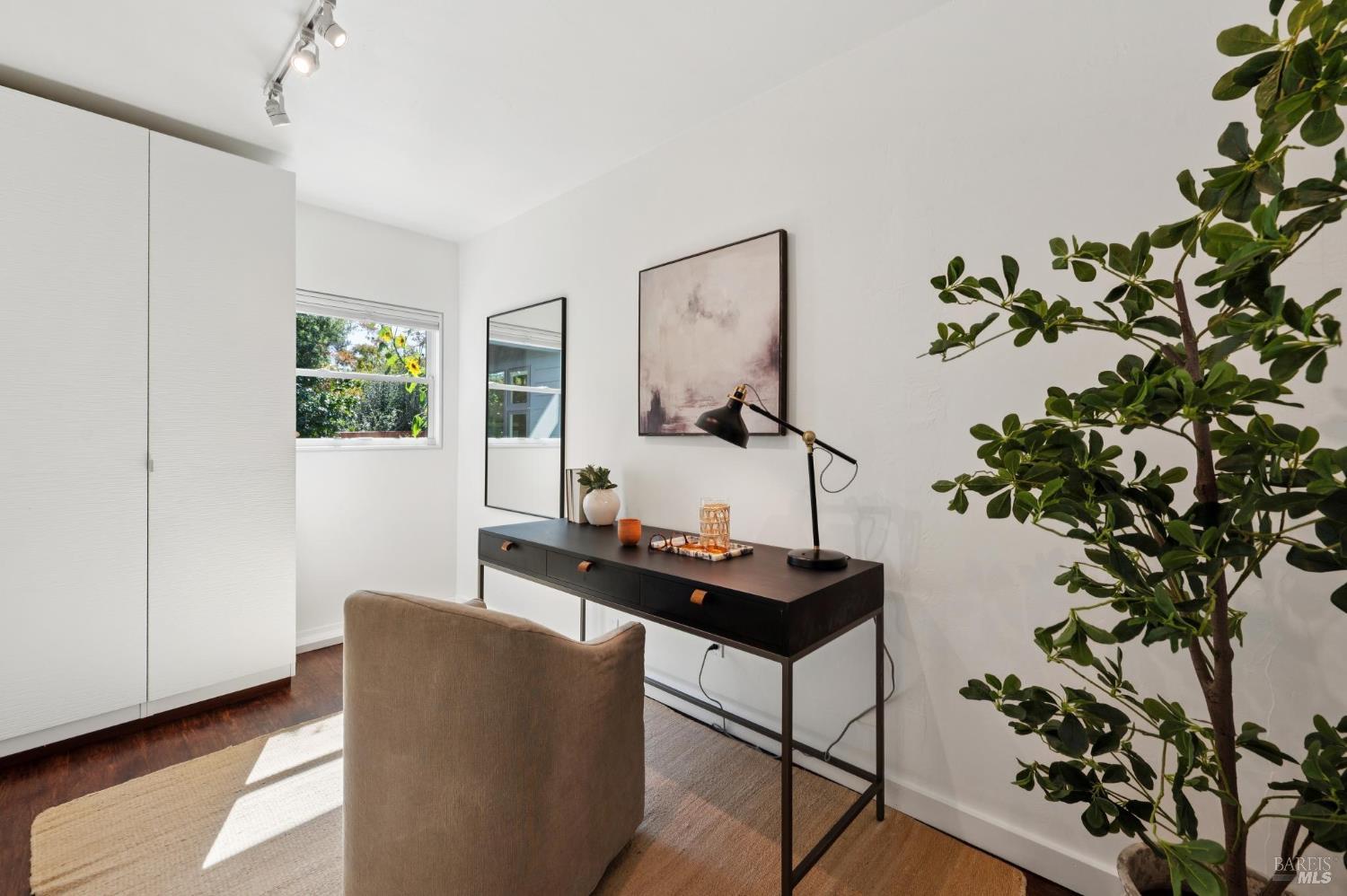 Detail Gallery Image 37 of 72 For 134 San Francisco Blvd, San Anselmo,  CA 94960 - 3 Beds | 3 Baths