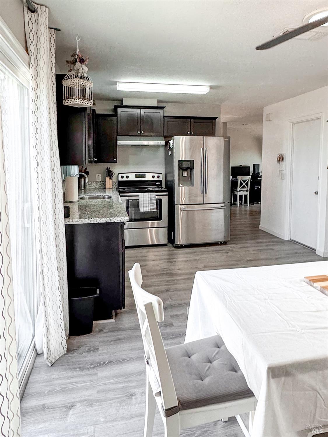 Detail Gallery Image 25 of 63 For 2065 Robin Dr, Fairfield,  CA 94533 - 3 Beds | 2 Baths