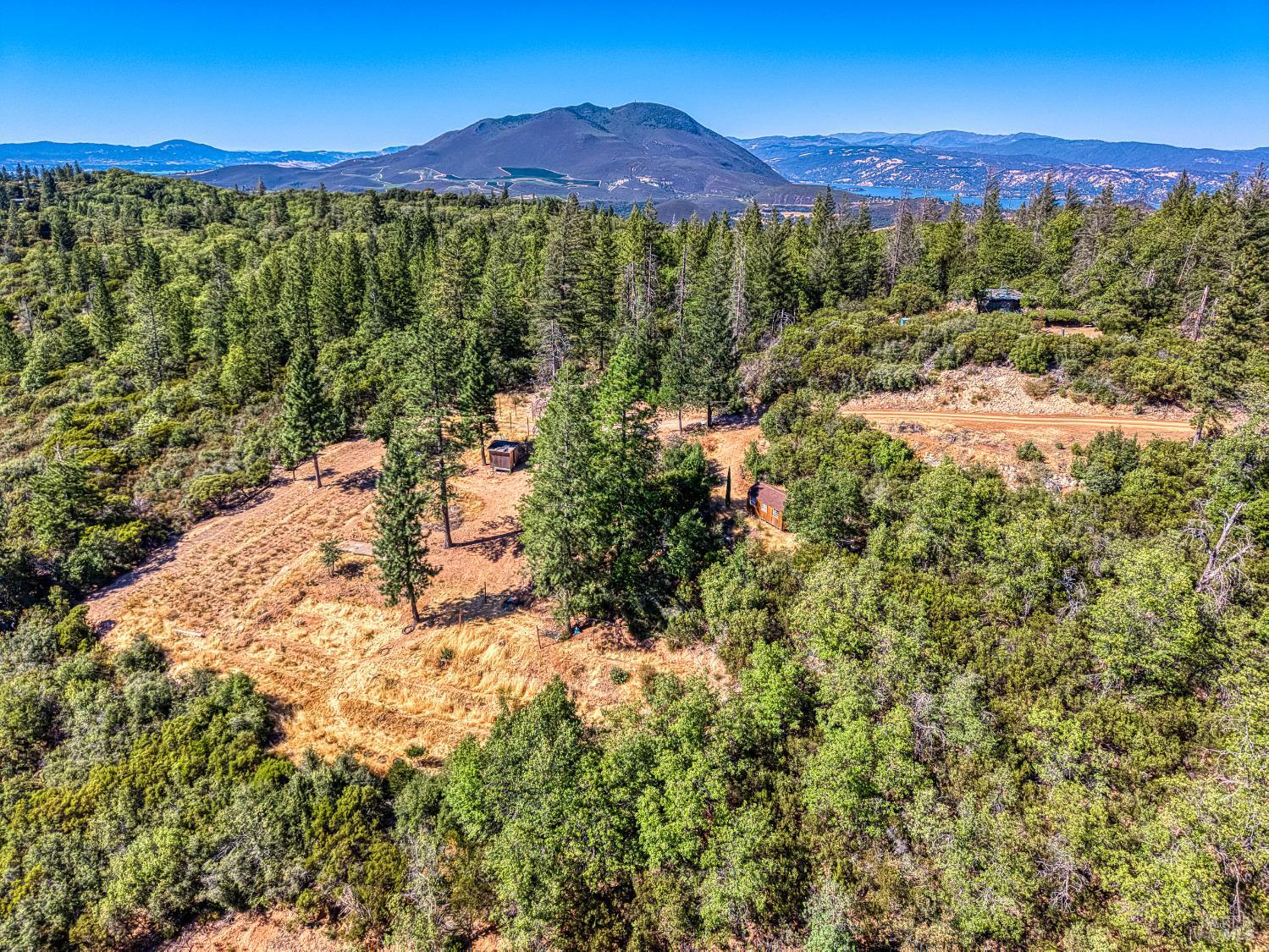 Detail Gallery Image 7 of 33 For 9489 Diamond Dust Trl, Kelseyville,  CA 95451 - – Beds | – Baths