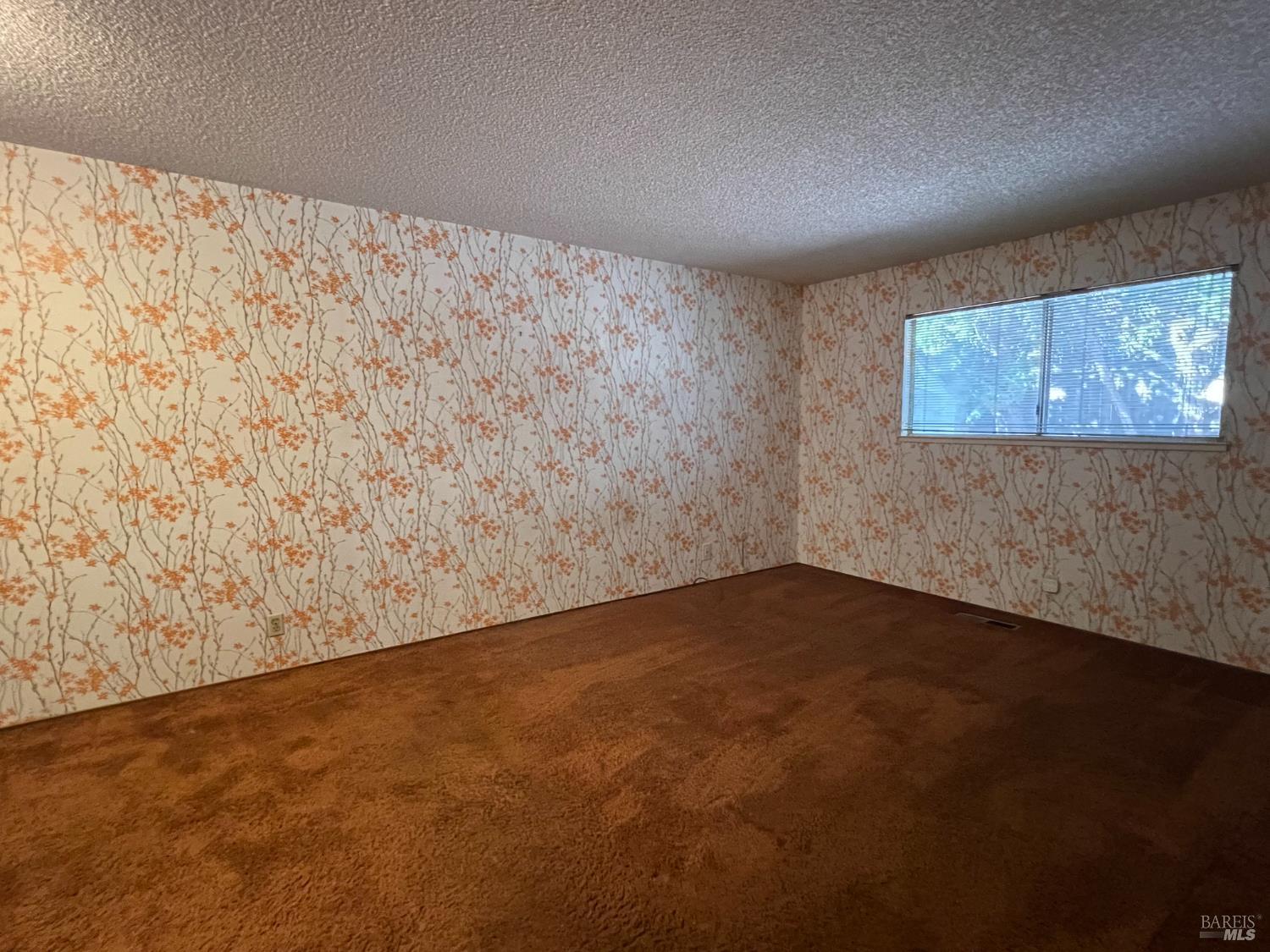 Detail Gallery Image 14 of 42 For 3330 Meadowbrook Rd, Antioch,  CA 94509 - 3 Beds | 2 Baths