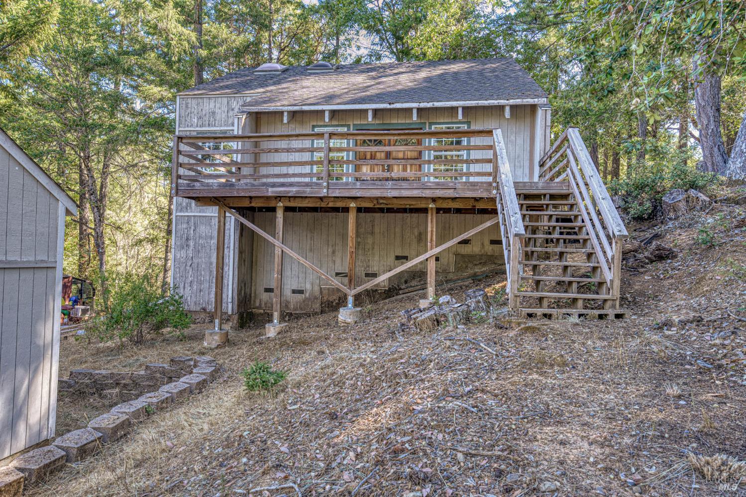 Detail Gallery Image 4 of 36 For 1561 Alcott Ln, Willits,  CA 95490 - 2 Beds | 2/1 Baths
