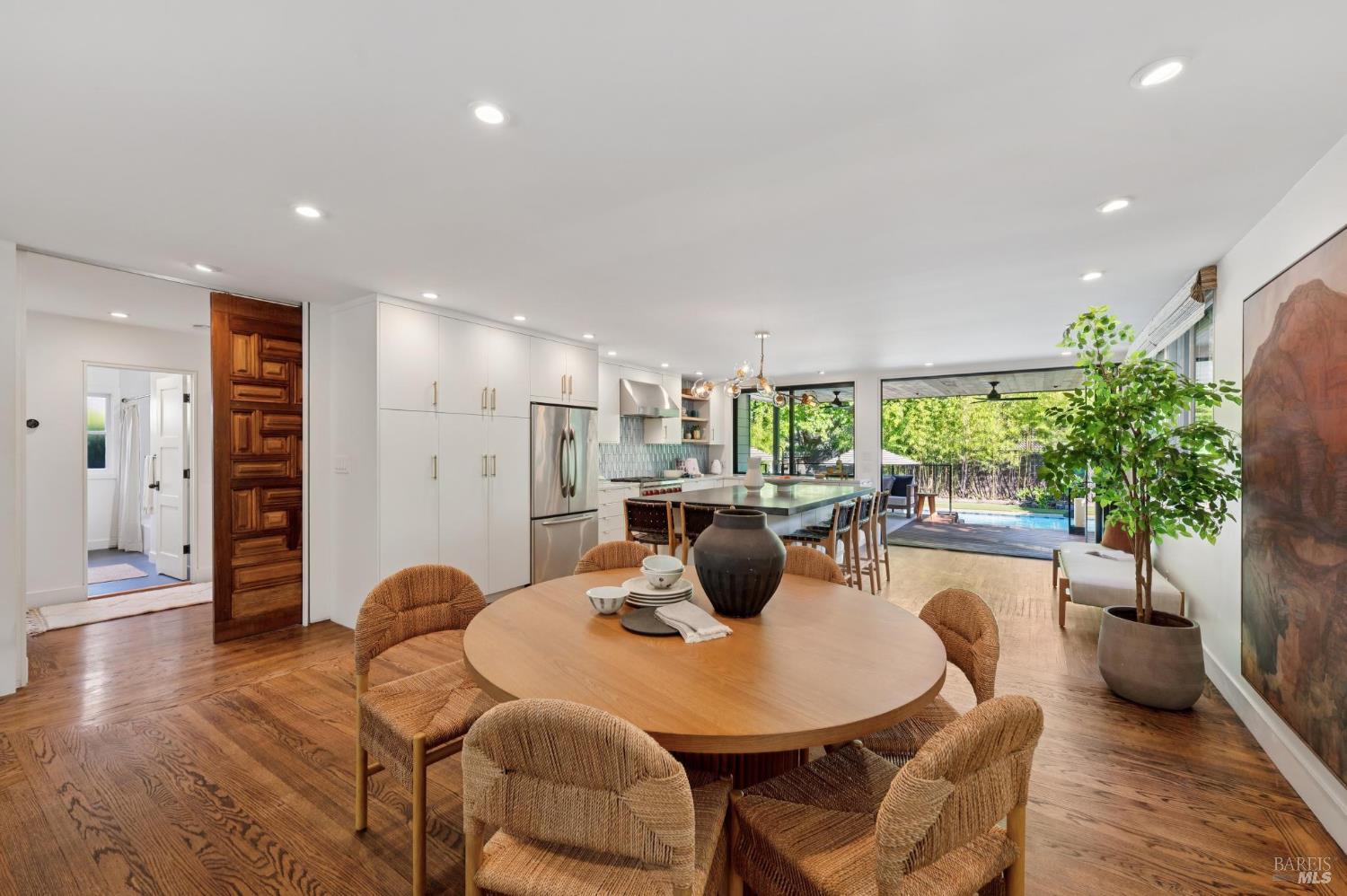 Detail Gallery Image 9 of 72 For 134 San Francisco Blvd, San Anselmo,  CA 94960 - 3 Beds | 3 Baths