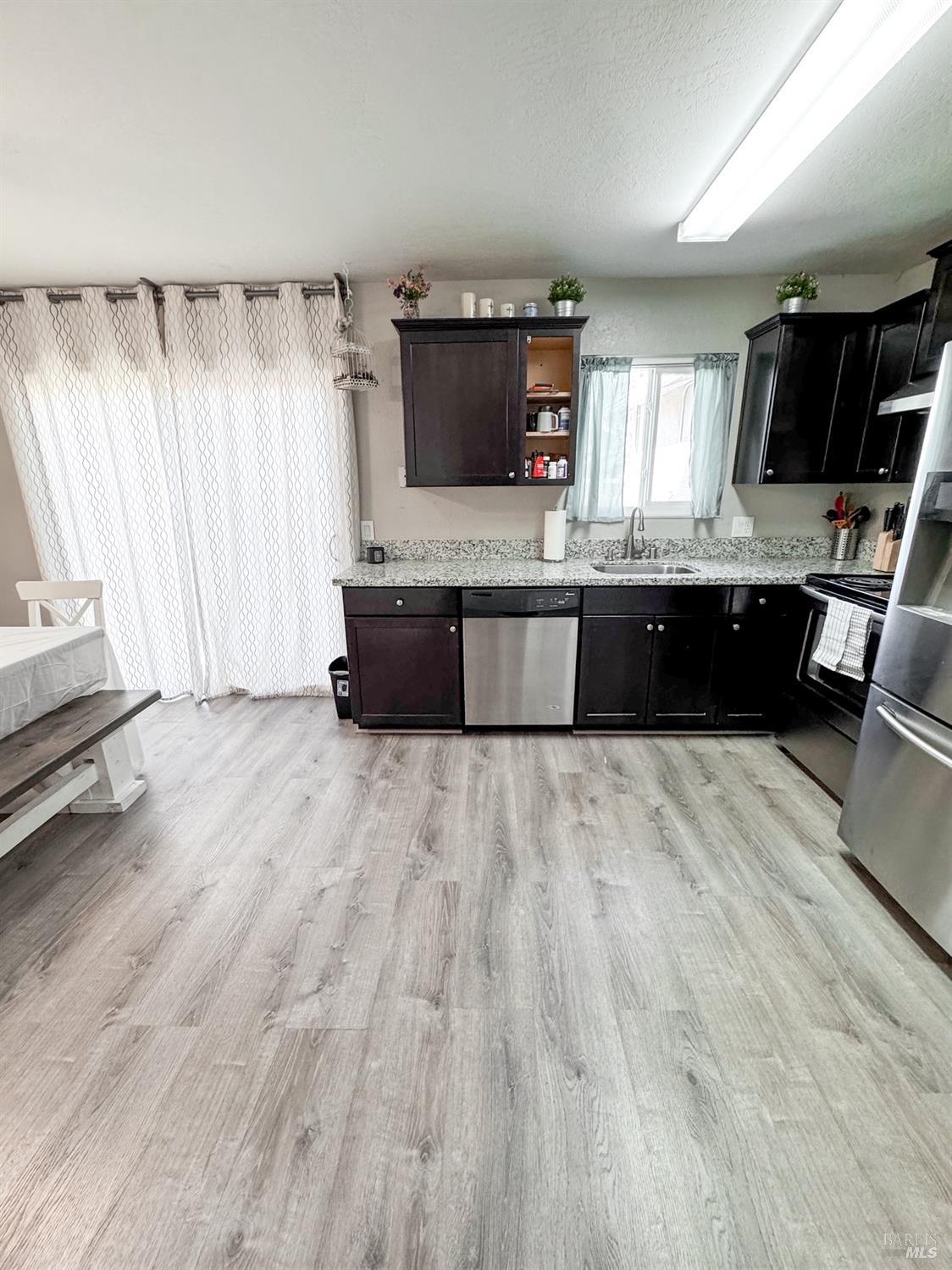 Detail Gallery Image 26 of 63 For 2065 Robin Dr, Fairfield,  CA 94533 - 3 Beds | 2 Baths