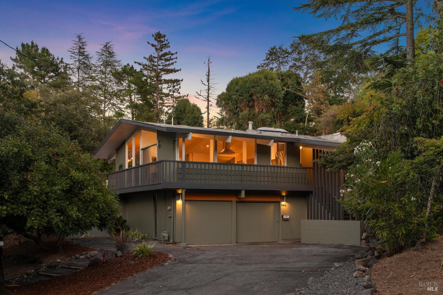 Detail Gallery Image 43 of 53 For 876 Las Ovejas Ave, San Rafael,  CA 94903 - 4 Beds | 2 Baths