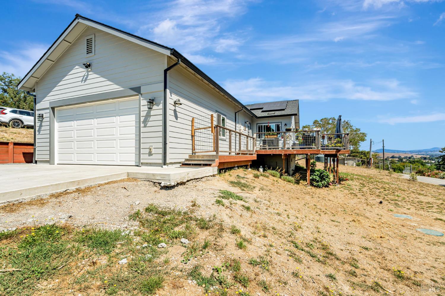 Detail Gallery Image 4 of 34 For 268 Eucalyptus Rd, Petaluma,  CA 94952 - 2 Beds | 2 Baths