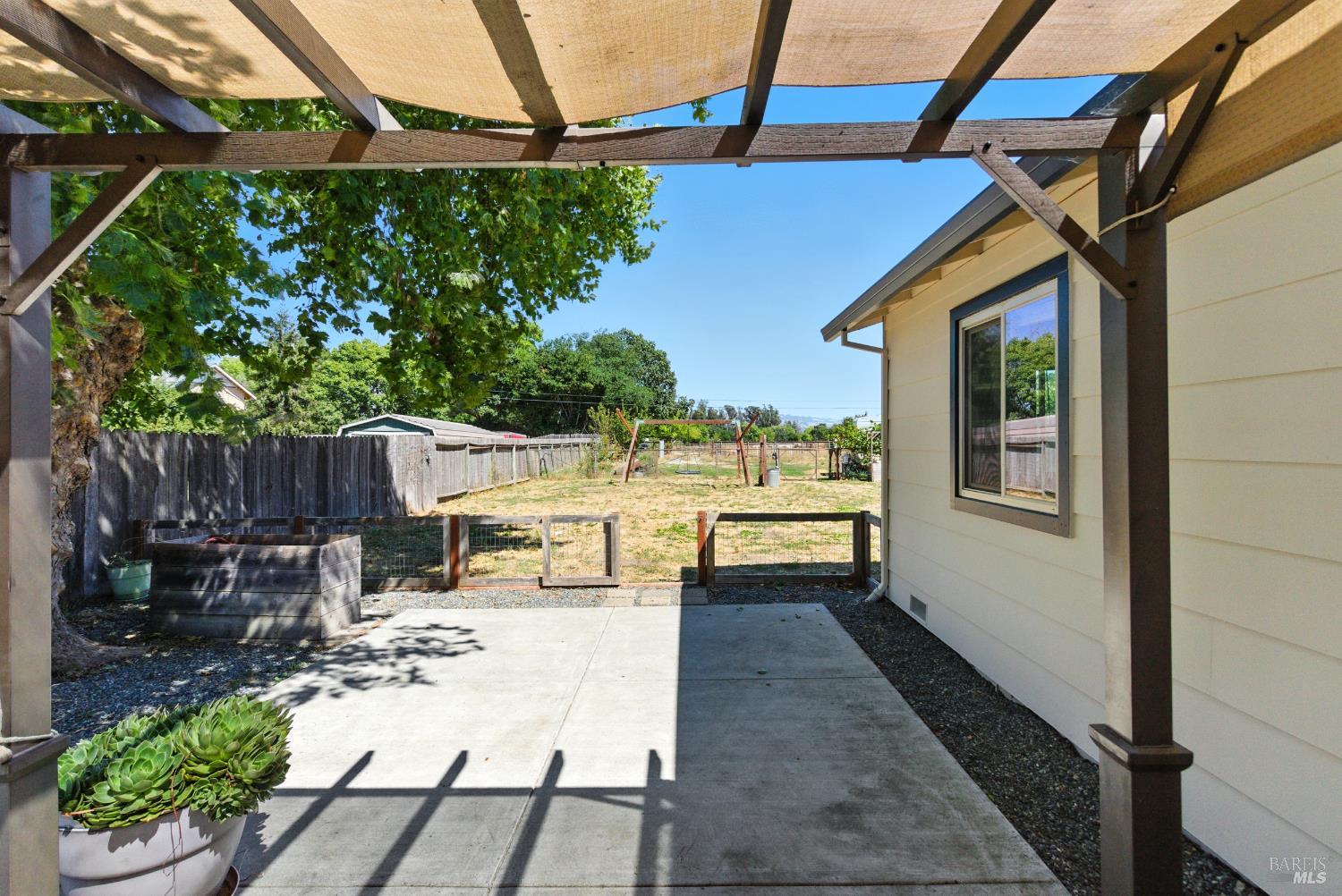Detail Gallery Image 22 of 42 For 5816 Lowell Ct, Cotati,  CA 94931 - 3 Beds | 2 Baths