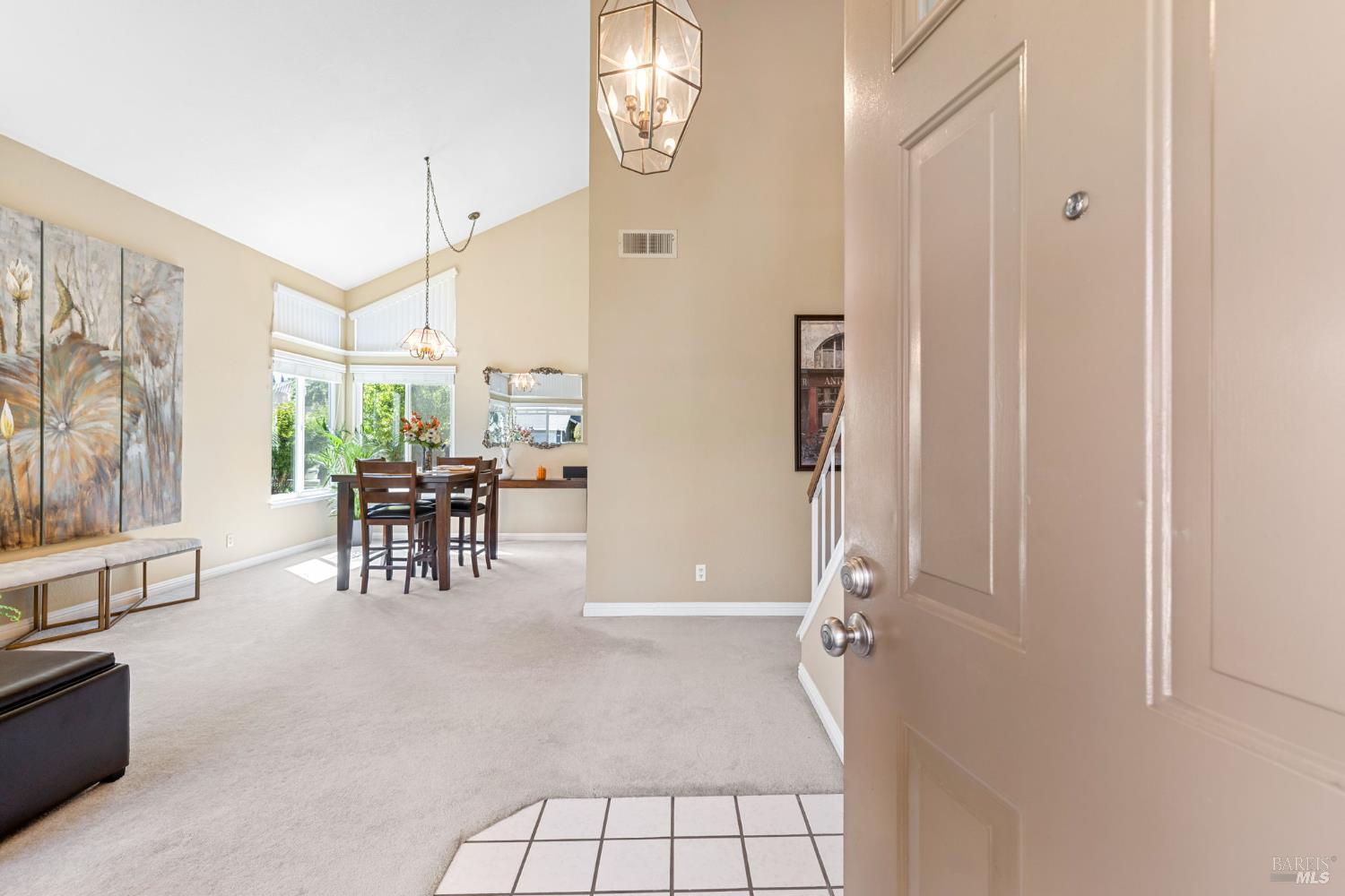 Detail Gallery Image 7 of 42 For 516 Owl Ct, Vacaville,  CA 95687 - 3 Beds | 2/1 Baths