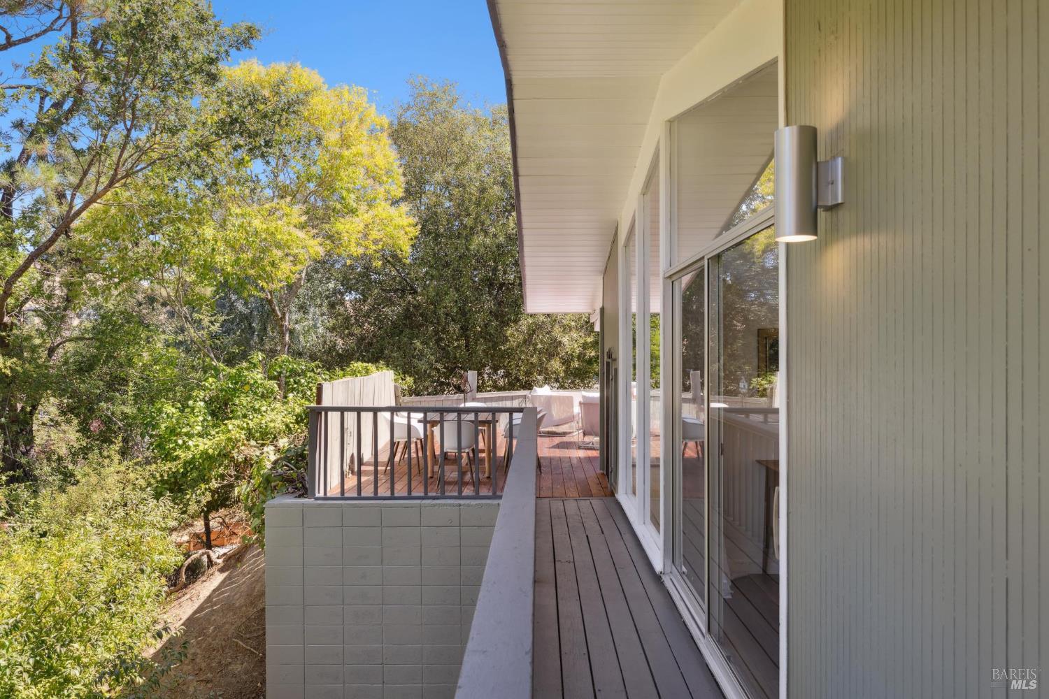 Detail Gallery Image 38 of 53 For 876 Las Ovejas Ave, San Rafael,  CA 94903 - 4 Beds | 2 Baths