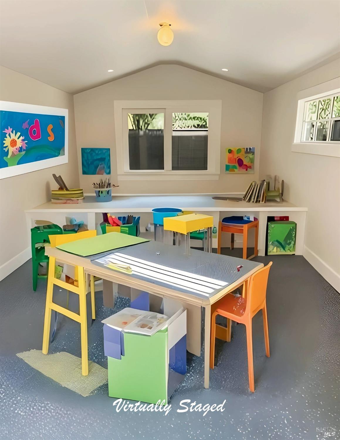 Detail Gallery Image 60 of 66 For 15 8th St, Petaluma,  CA 94952 - 3 Beds | 2/1 Baths