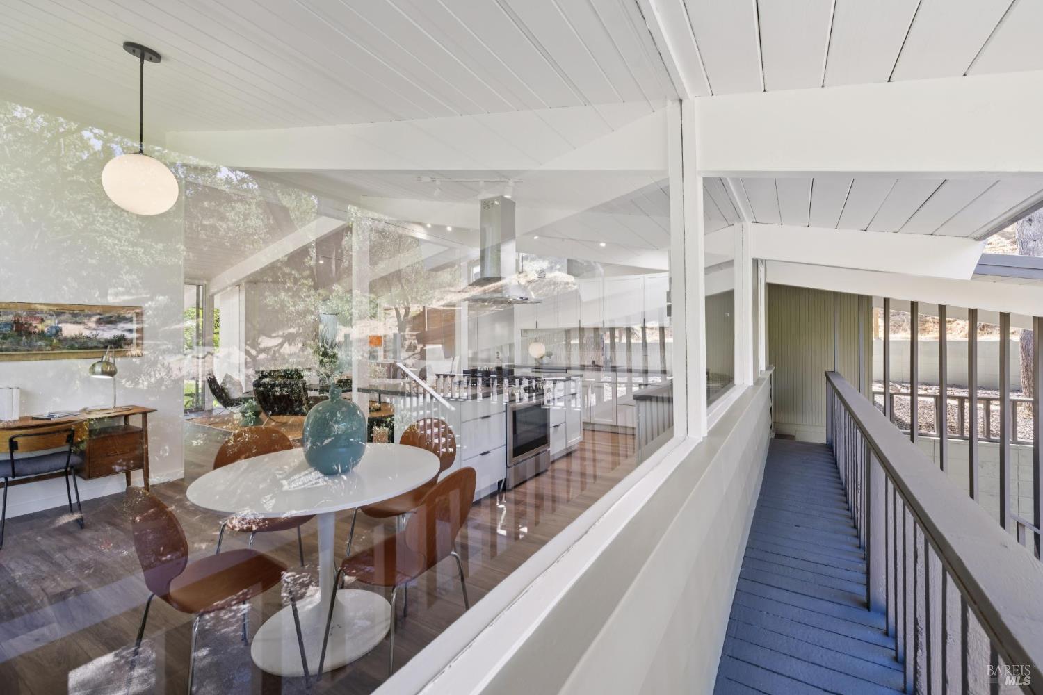 Detail Gallery Image 21 of 53 For 876 Las Ovejas Ave, San Rafael,  CA 94903 - 4 Beds | 2 Baths