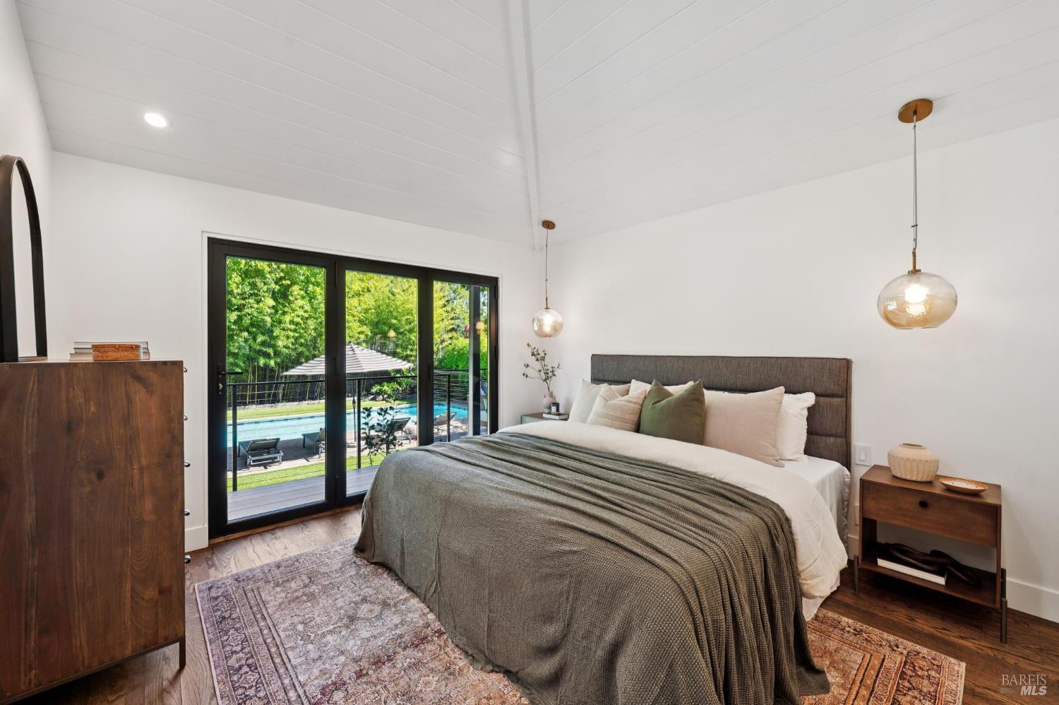 Detail Gallery Image 18 of 72 For 134 San Francisco Blvd, San Anselmo,  CA 94960 - 3 Beds | 3 Baths