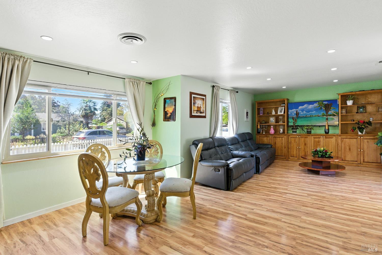 Detail Gallery Image 24 of 42 For 5816 Lowell Ct, Cotati,  CA 94931 - 3 Beds | 2 Baths