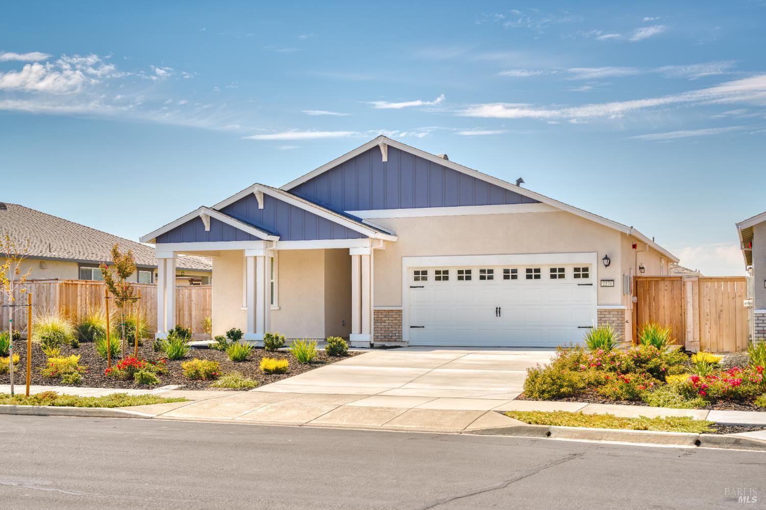 Detail Gallery Image 2 of 31 For 2271 Park Pl, Rio Vista,  CA 94571 - 2 Beds | 2 Baths