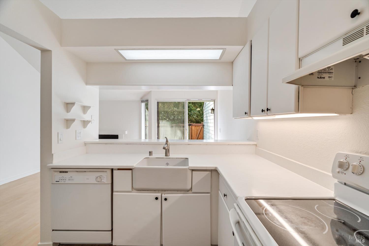 Detail Gallery Image 11 of 19 For 156 Courtyards East Unkn, Windsor,  CA 95492 - 2 Beds | 2 Baths