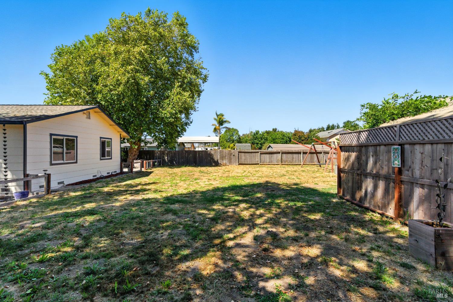Detail Gallery Image 12 of 42 For 5816 Lowell Ct, Cotati,  CA 94931 - 3 Beds | 2 Baths
