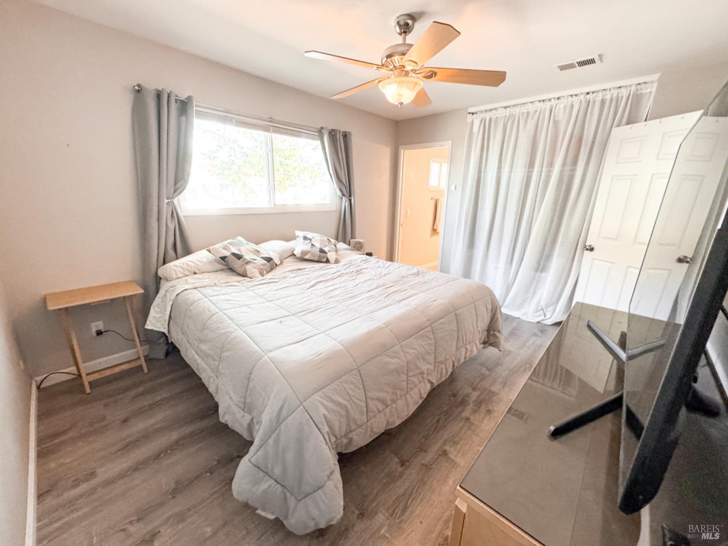 Detail Gallery Image 31 of 63 For 2065 Robin Dr, Fairfield,  CA 94533 - 3 Beds | 2 Baths