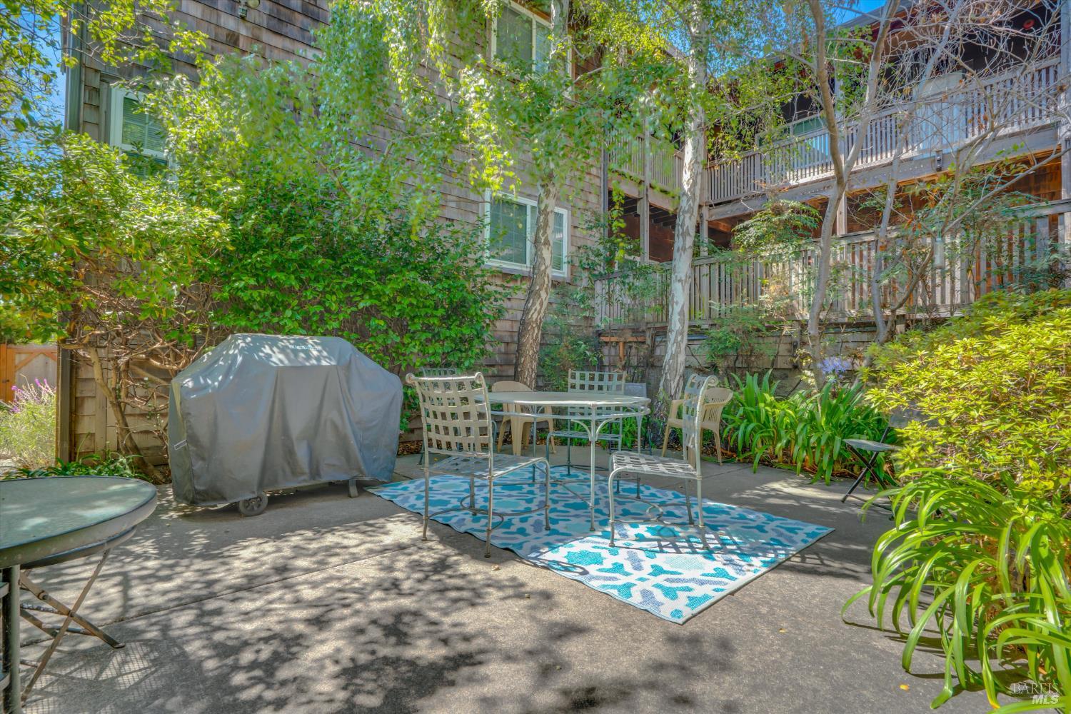 Detail Gallery Image 17 of 19 For 1708 Lexington Ave #9,  El Cerrito,  CA 94530 - 2 Beds | 1 Baths
