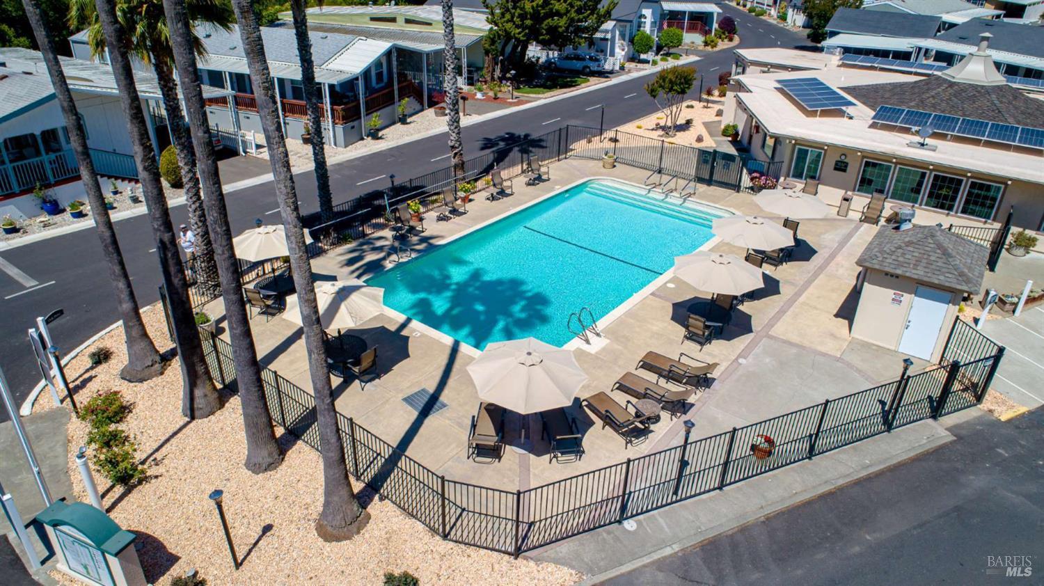 Detail Gallery Image 32 of 41 For 252 Clover Way, Napa,  CA 94558 - 2 Beds | 2 Baths