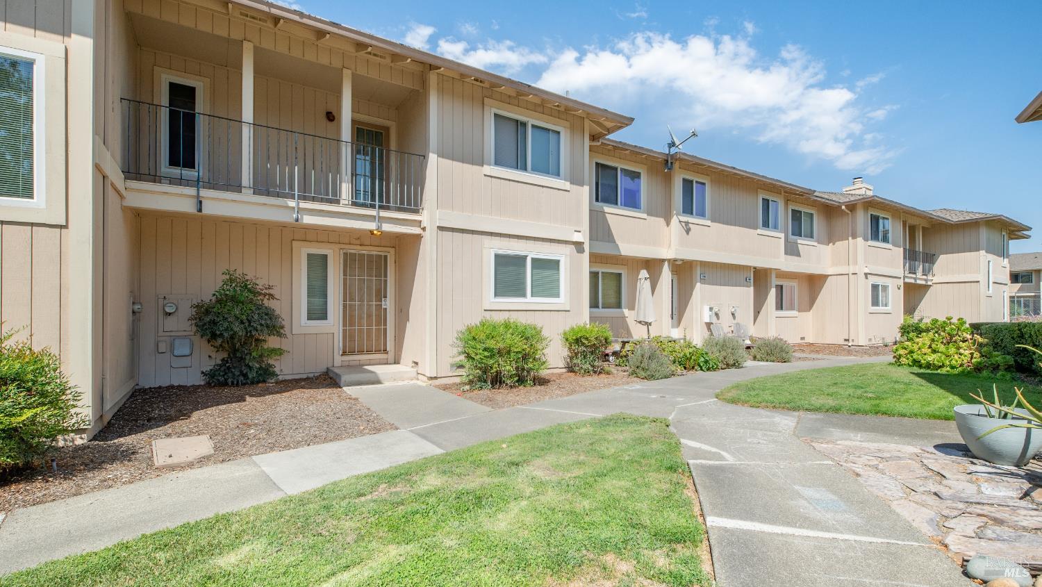 Detail Gallery Image 3 of 32 For 7103 Camino Colegio Unkn, Rohnert Park,  CA 94928 - 2 Beds | 1/1 Baths