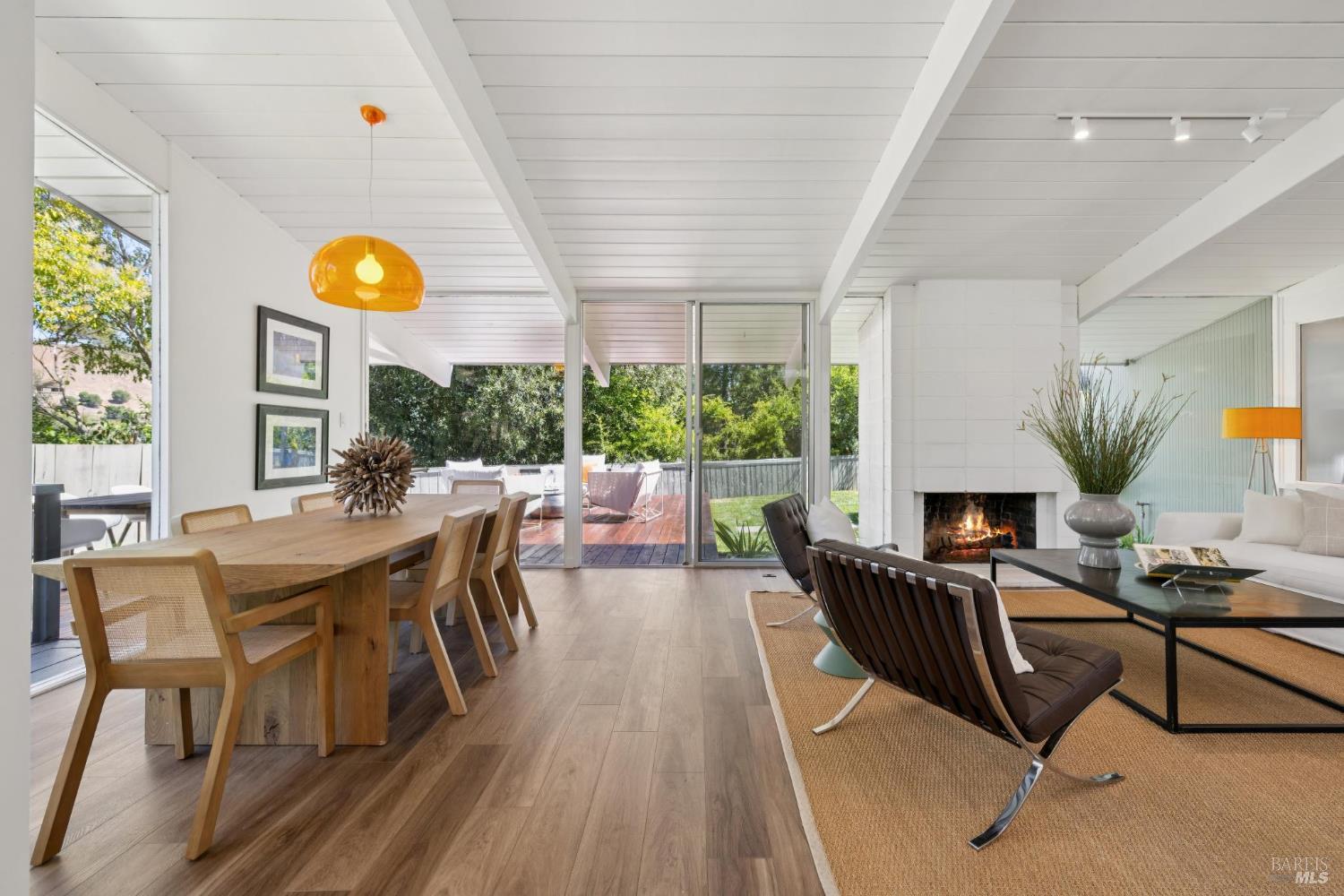 Detail Gallery Image 11 of 53 For 876 Las Ovejas Ave, San Rafael,  CA 94903 - 4 Beds | 2 Baths