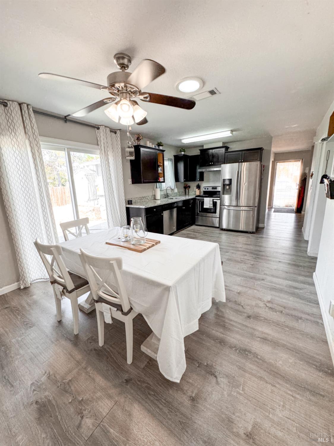Detail Gallery Image 22 of 63 For 2065 Robin Dr, Fairfield,  CA 94533 - 3 Beds | 2 Baths