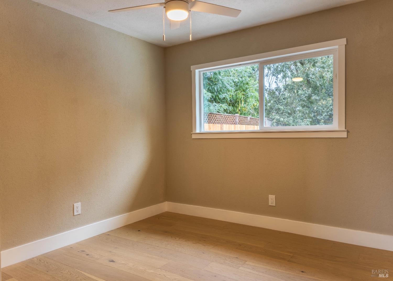 Detail Gallery Image 12 of 17 For 2915 Cree Ct, Santa Rosa,  CA 95403 - 3 Beds | 2 Baths