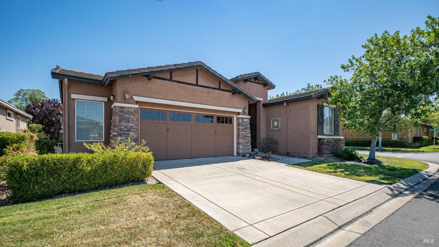 Detail Gallery Image 1 of 46 For 1000 Michelbook Ln, Rio Vista,  CA 94571 - 2 Beds | 2 Baths