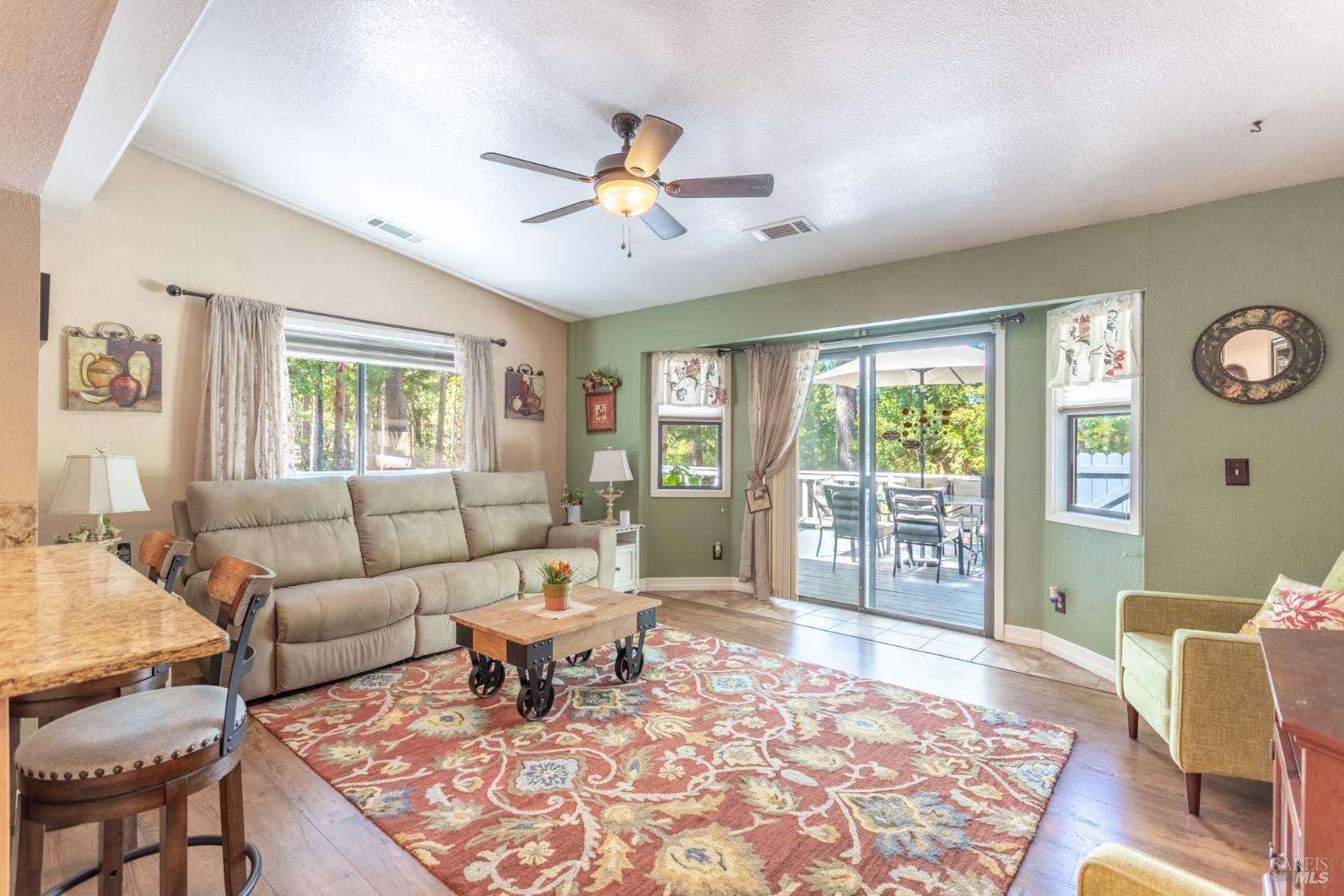 Detail Gallery Image 5 of 40 For 6919 Wilson Hill Rd, Shingletown,  CA 96088 - 3 Beds | 2 Baths