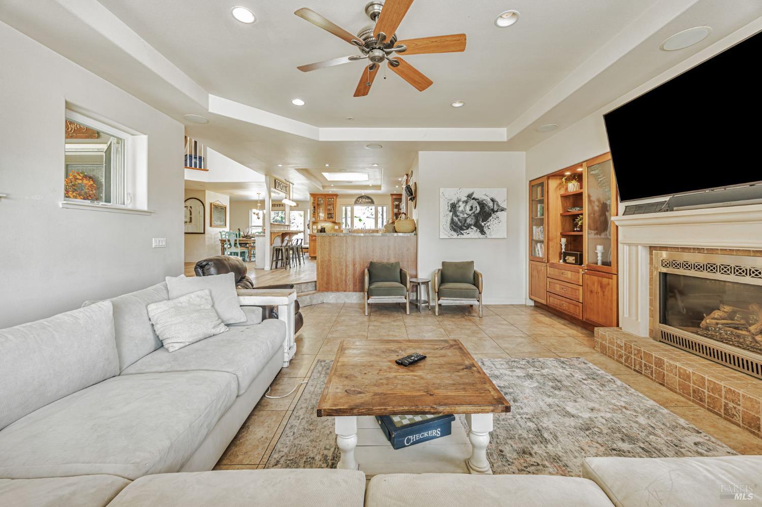 Detail Gallery Image 26 of 75 For 4100 Bisordi Ln, Santa Rosa,  CA 95439 - 5 Beds | 5 Baths