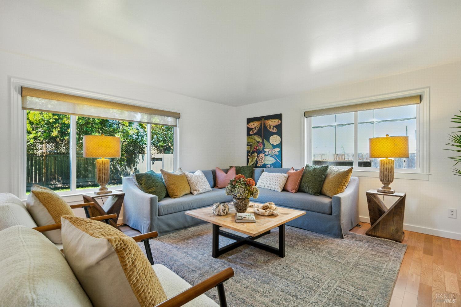 Detail Gallery Image 7 of 39 For 1925 Contra Costa Ave, Santa Rosa,  CA 95405 - 4 Beds | 2 Baths