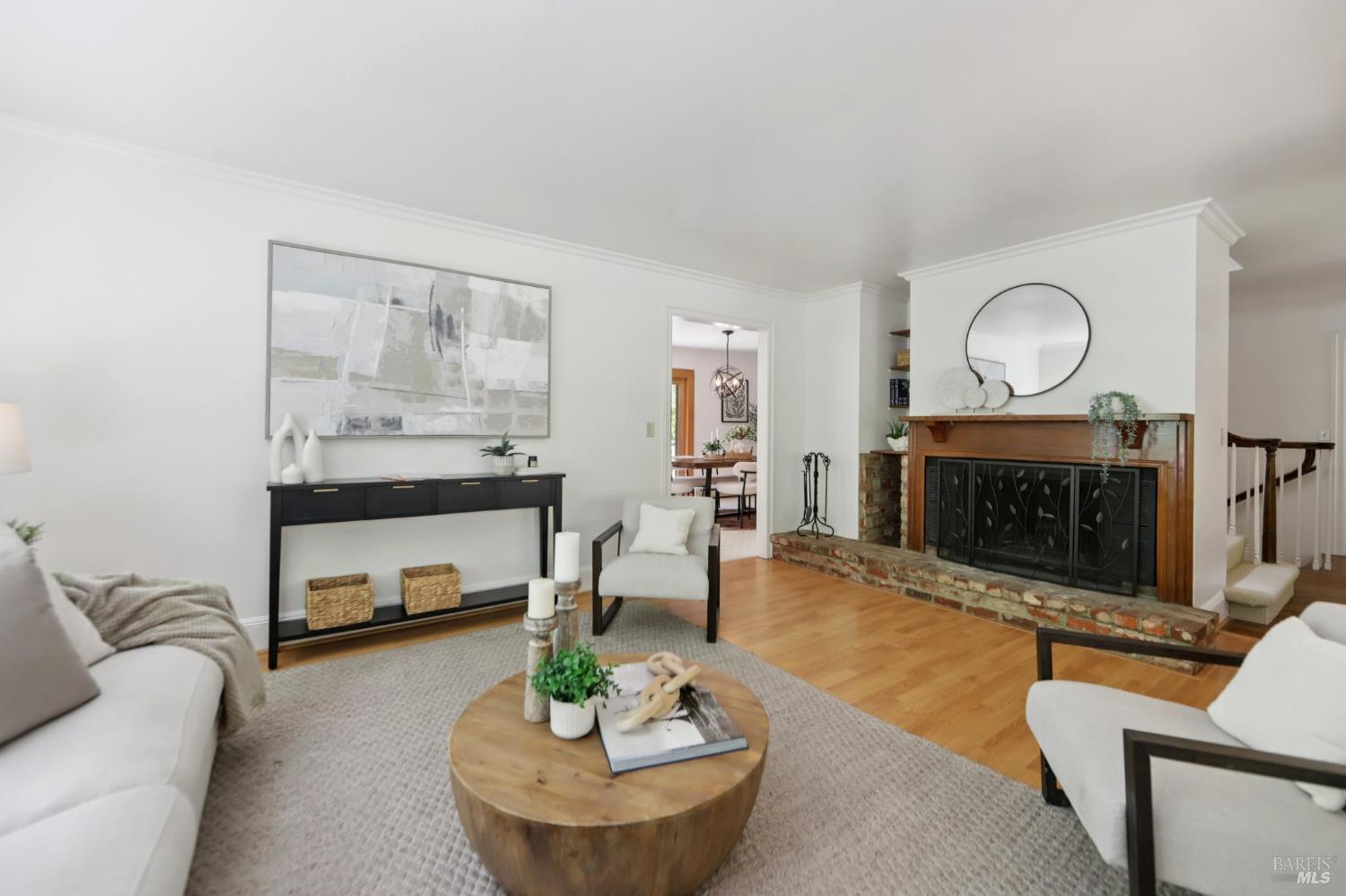 Detail Gallery Image 12 of 64 For 12657 Fiori Ln, Sebastopol,  CA 95472 - 3 Beds | 2/1 Baths