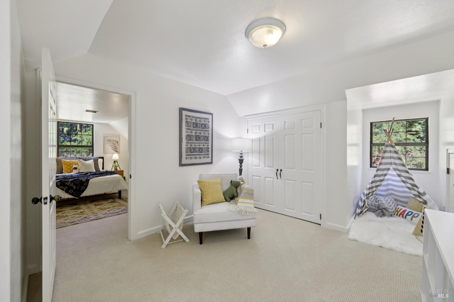 Detail Gallery Image 22 of 64 For 12657 Fiori Ln, Sebastopol,  CA 95472 - 3 Beds | 2/1 Baths