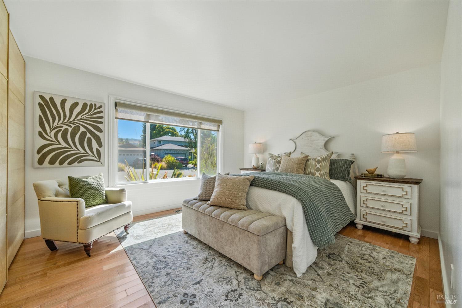 Detail Gallery Image 19 of 39 For 1925 Contra Costa Ave, Santa Rosa,  CA 95405 - 4 Beds | 2 Baths