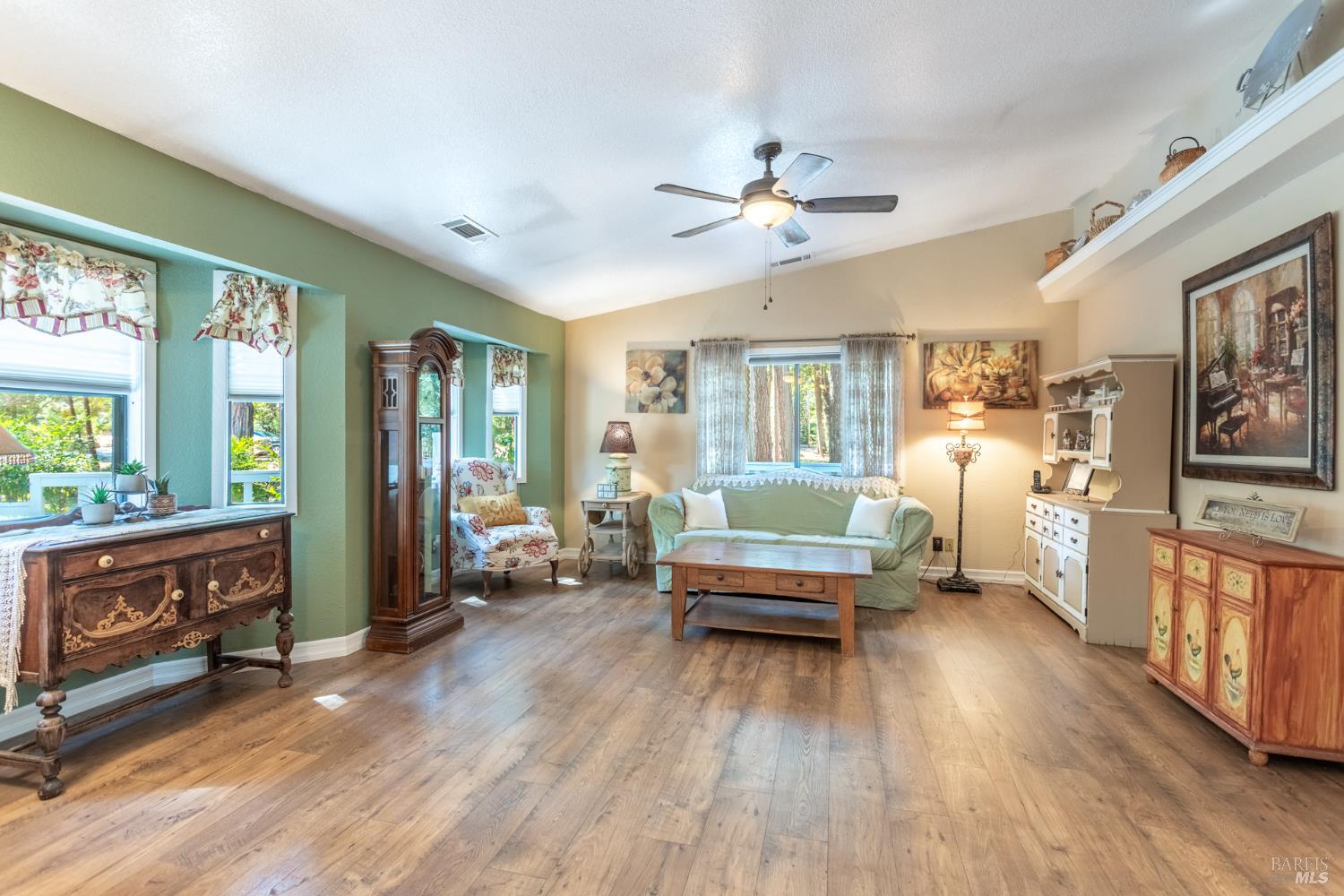 Detail Gallery Image 12 of 40 For 6919 Wilson Hill Rd, Shingletown,  CA 96088 - 3 Beds | 2 Baths