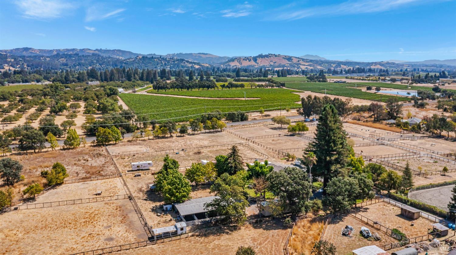 Detail Gallery Image 68 of 75 For 4100 Bisordi Ln, Santa Rosa,  CA 95439 - 5 Beds | 5 Baths