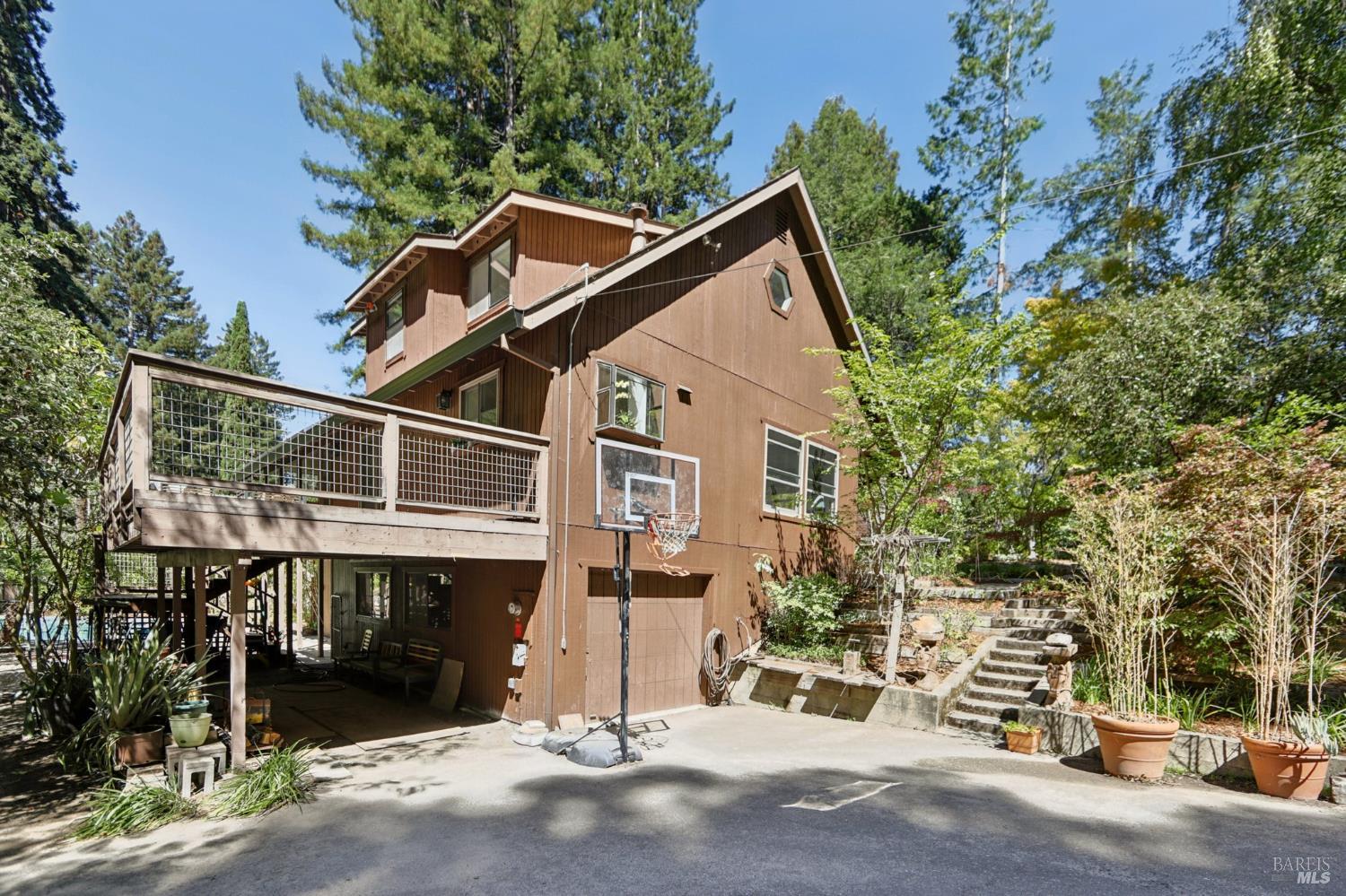 Detail Gallery Image 47 of 64 For 12657 Fiori Ln, Sebastopol,  CA 95472 - 3 Beds | 2/1 Baths