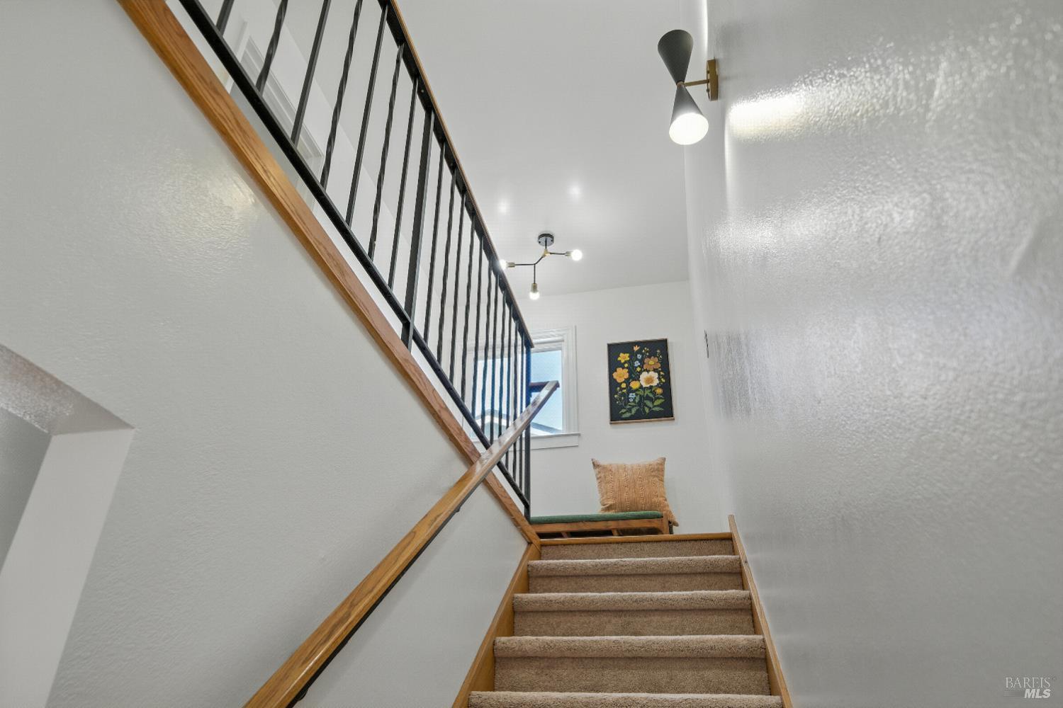 Detail Gallery Image 21 of 39 For 1925 Contra Costa Ave, Santa Rosa,  CA 95405 - 4 Beds | 2 Baths