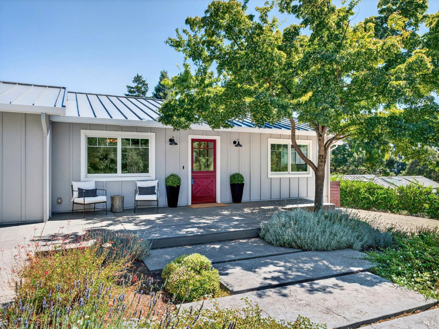 Detail Gallery Image 2 of 49 For 540 Viewridge Dr, Angwin,  CA 94508 - 3 Beds | 3 Baths