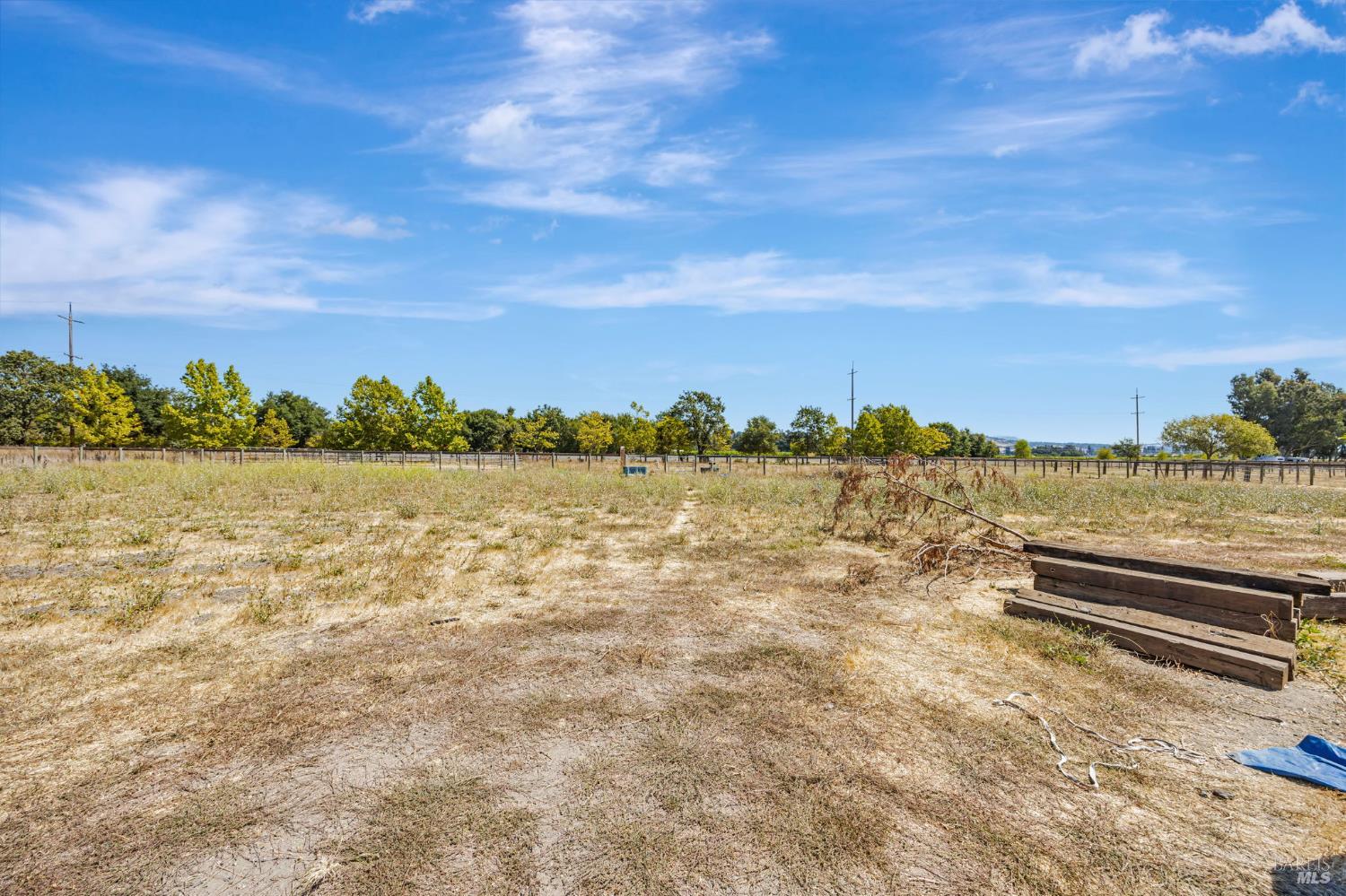 Detail Gallery Image 17 of 75 For 4100 Bisordi Ln, Santa Rosa,  CA 95439 - 5 Beds | 5 Baths