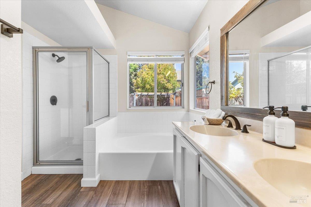 Detail Gallery Image 30 of 53 For 687 Natalie Dr, Windsor,  CA 95492 - 4 Beds | 2 Baths