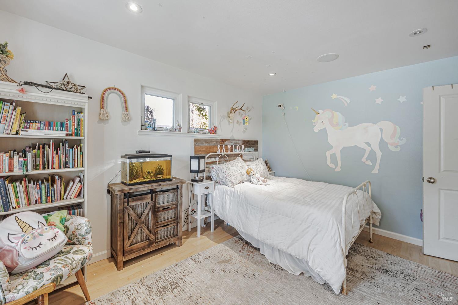 Detail Gallery Image 34 of 75 For 4100 Bisordi Ln, Santa Rosa,  CA 95439 - 5 Beds | 5 Baths