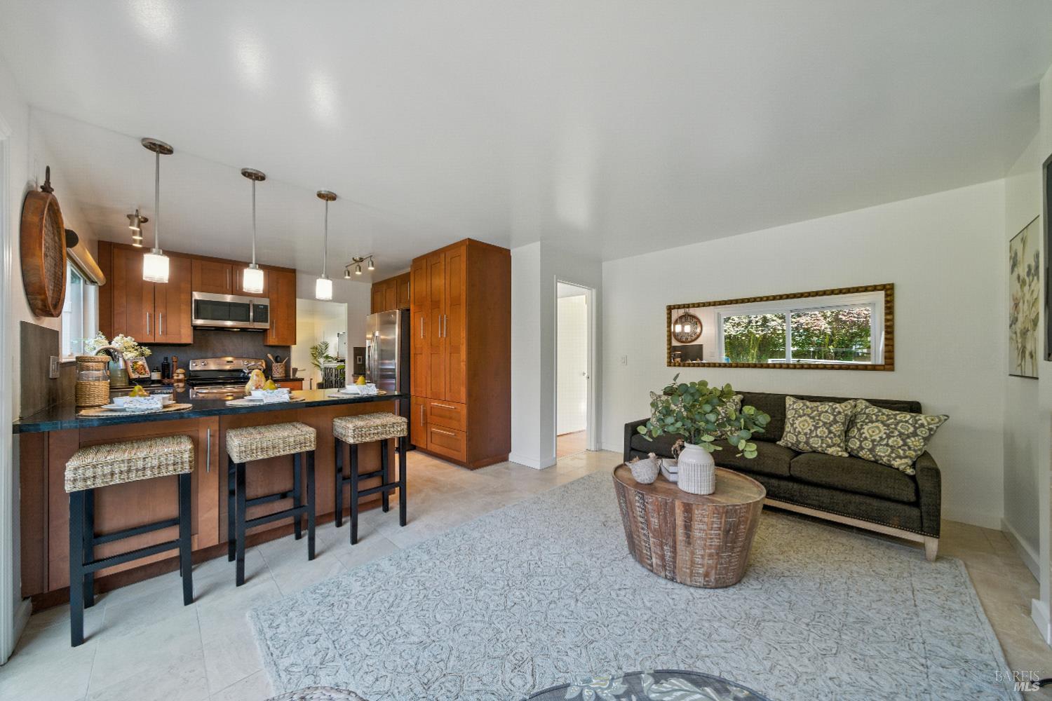 Detail Gallery Image 17 of 39 For 1925 Contra Costa Ave, Santa Rosa,  CA 95405 - 4 Beds | 2 Baths