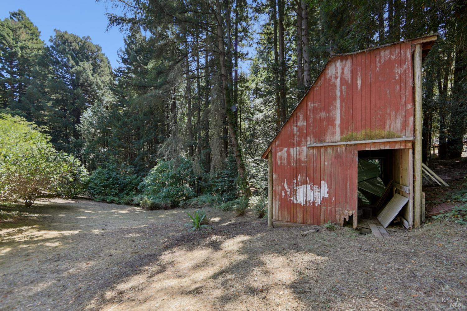 Detail Gallery Image 48 of 64 For 12657 Fiori Ln, Sebastopol,  CA 95472 - 3 Beds | 2/1 Baths