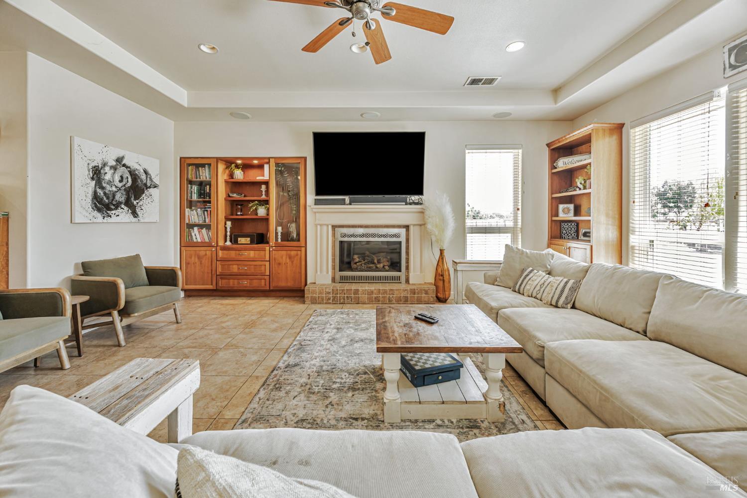 Detail Gallery Image 24 of 75 For 4100 Bisordi Ln, Santa Rosa,  CA 95439 - 5 Beds | 5 Baths